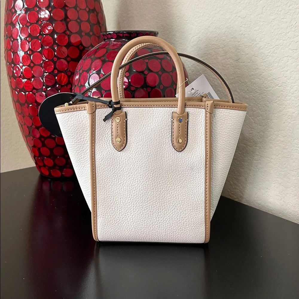 Kate Spade x Disney NWT Chip N Dale Mini Ella Tote Limited Edition - Picture 11 of 17